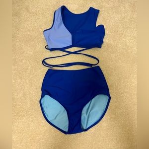 Cute blue set for athletic ocassions